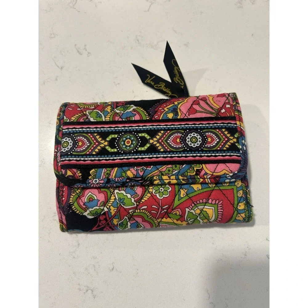 Vera Bradley Pink Paisley Pattern Tri-fold Wallet - Picture 2 of 6